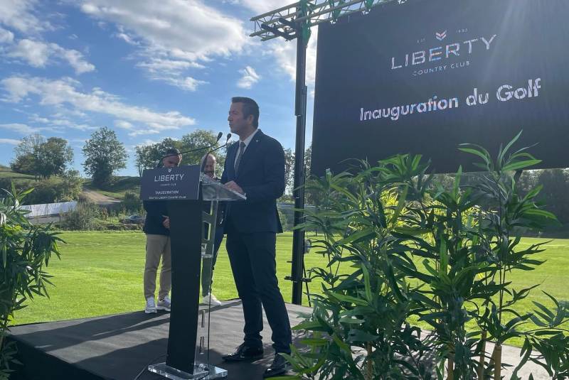 Location pupitre micro, micro HF et sonorisation pour conférence à Rouen