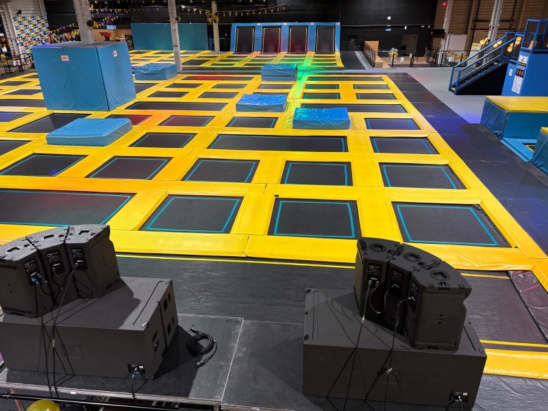 Sonorisation Concert et Eclairage Showcase Palaiseau (91)